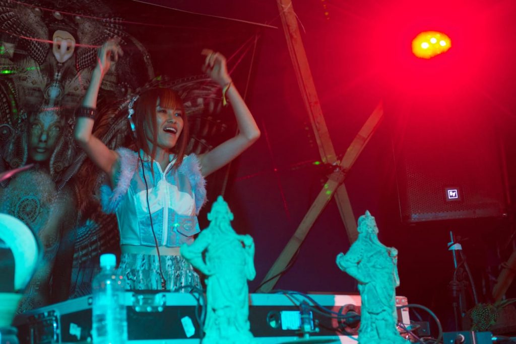 Australian Eclipse Festival 2012 ( Australia ) Supercozi Live feat. Reason